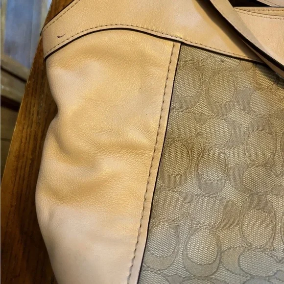 Coach Beige w/ Pink Leather Signature Shoulder Bag - Picture 11 of 16